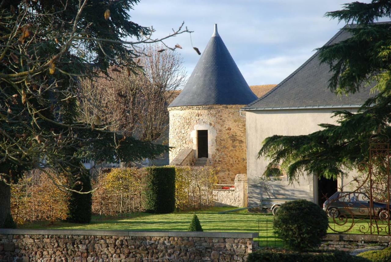 Logis De La Helberdiere Cossé-en-Champagne Eksteriør billede